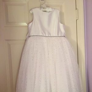 White Flower Girl Dress Size 7
